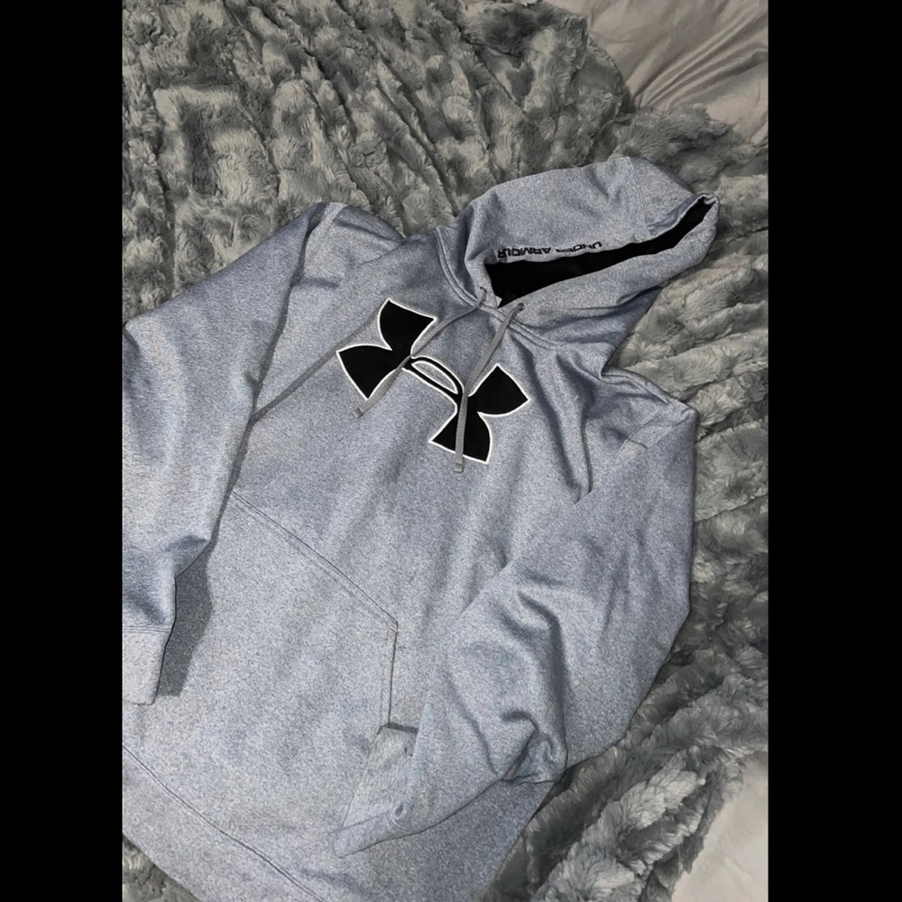 Under Armor Sweatshirt!